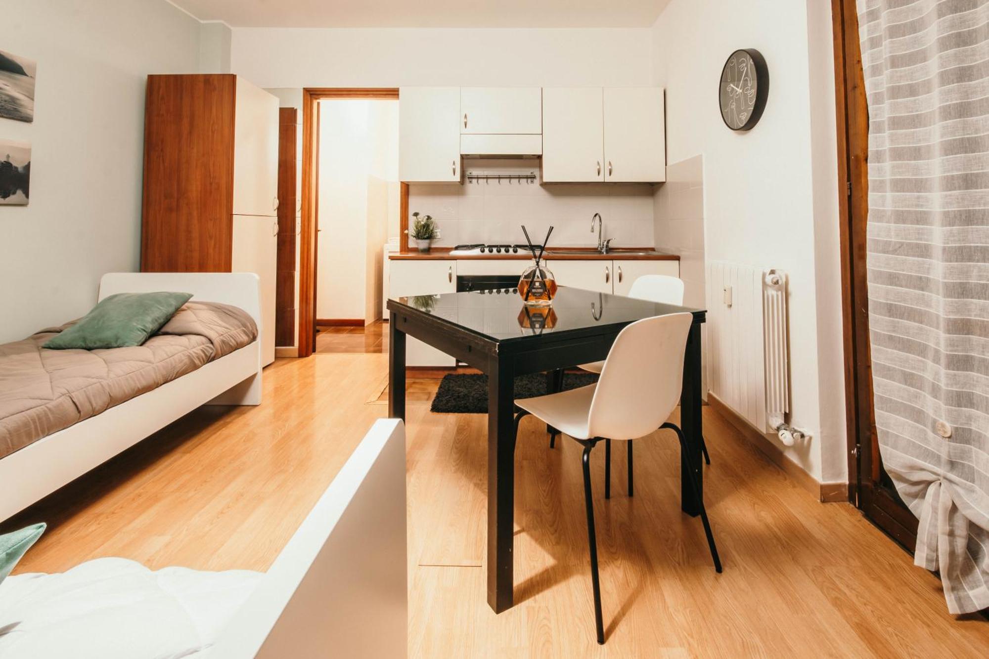 Appartamento Castelli - Affitti Brevi Italia Варезе Экстерьер фото